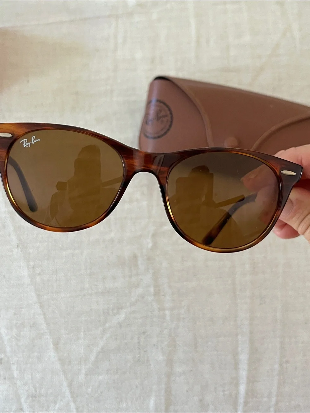 Ray-Ban classic ray